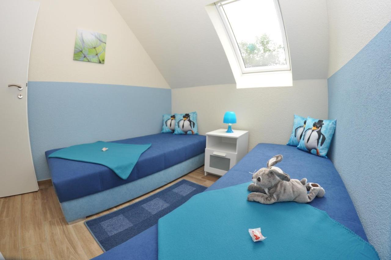 Ferienhaus Mueritzzauber / Og-Appartement Marienfelde Bagian luar foto